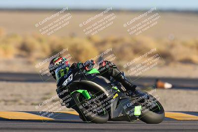 media/Nov-17-2024-CVMA (Sun) [[1fec520723]]/Race 17-Amateur Supersport Middleweight/